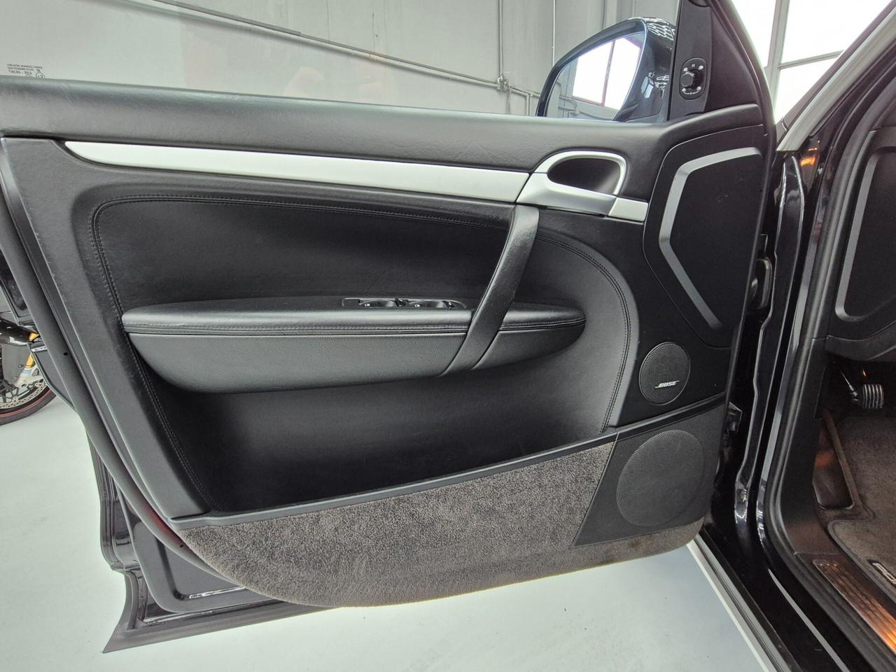 Porsche Cayenne 4.5 cat Turbo