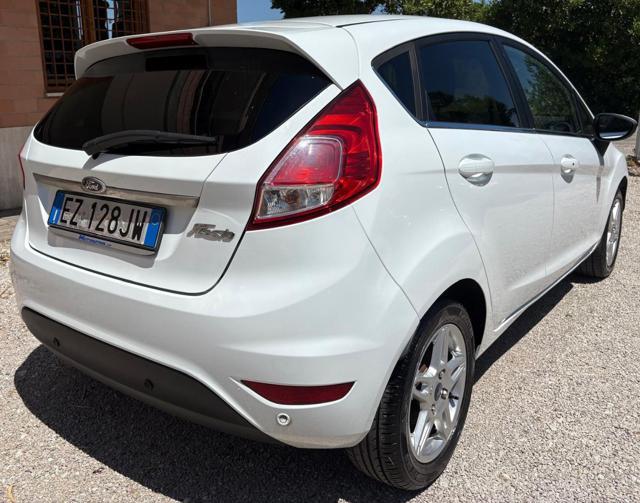 FORD Fiesta 1.6 TDCi 95CV 5 porte Titanium