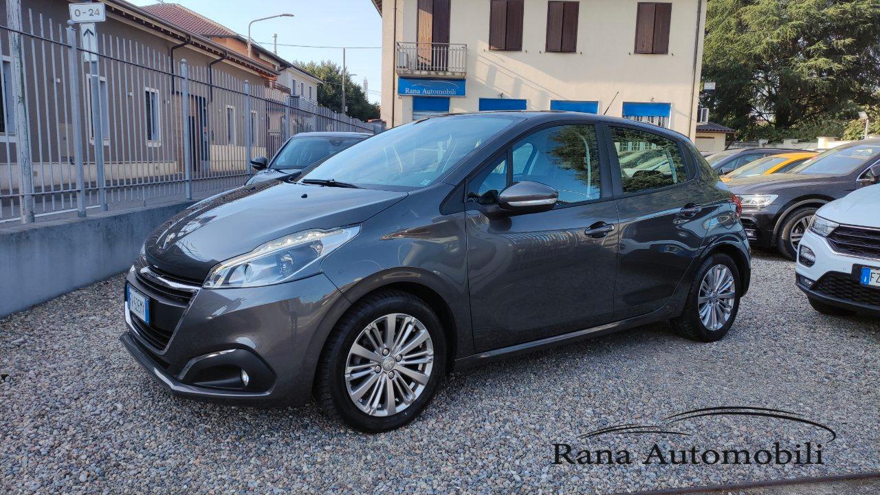 Peugeot 208 5p. 1.2 Active