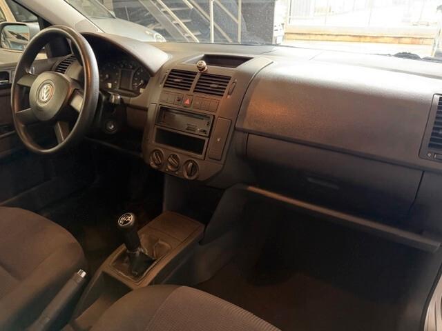 Volkswagen Polo 1.4 16V 5p. Trendline Euro 4 adatta a neopatentati