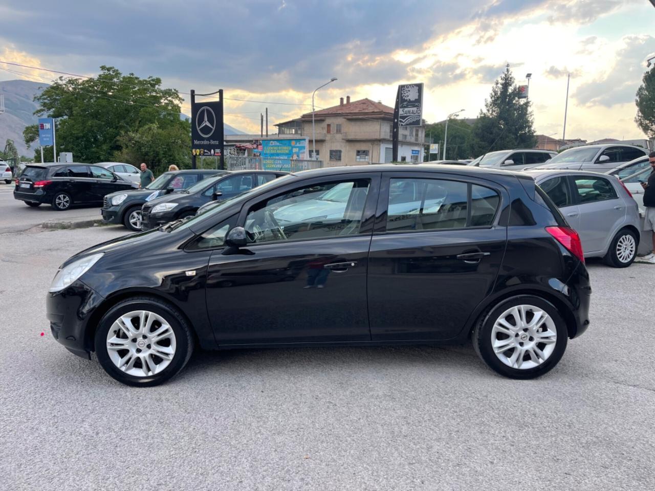 Opel Corsa 1.2 5 porte benzina/gpl garanzia