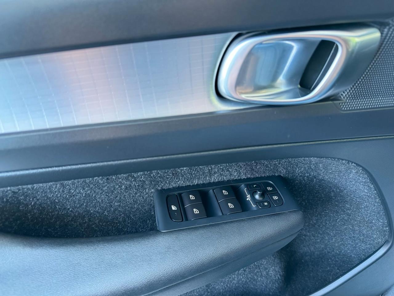 Volvo XC40 2.0 d4 Momentum AWD GEARTRONIC UNIPROP.