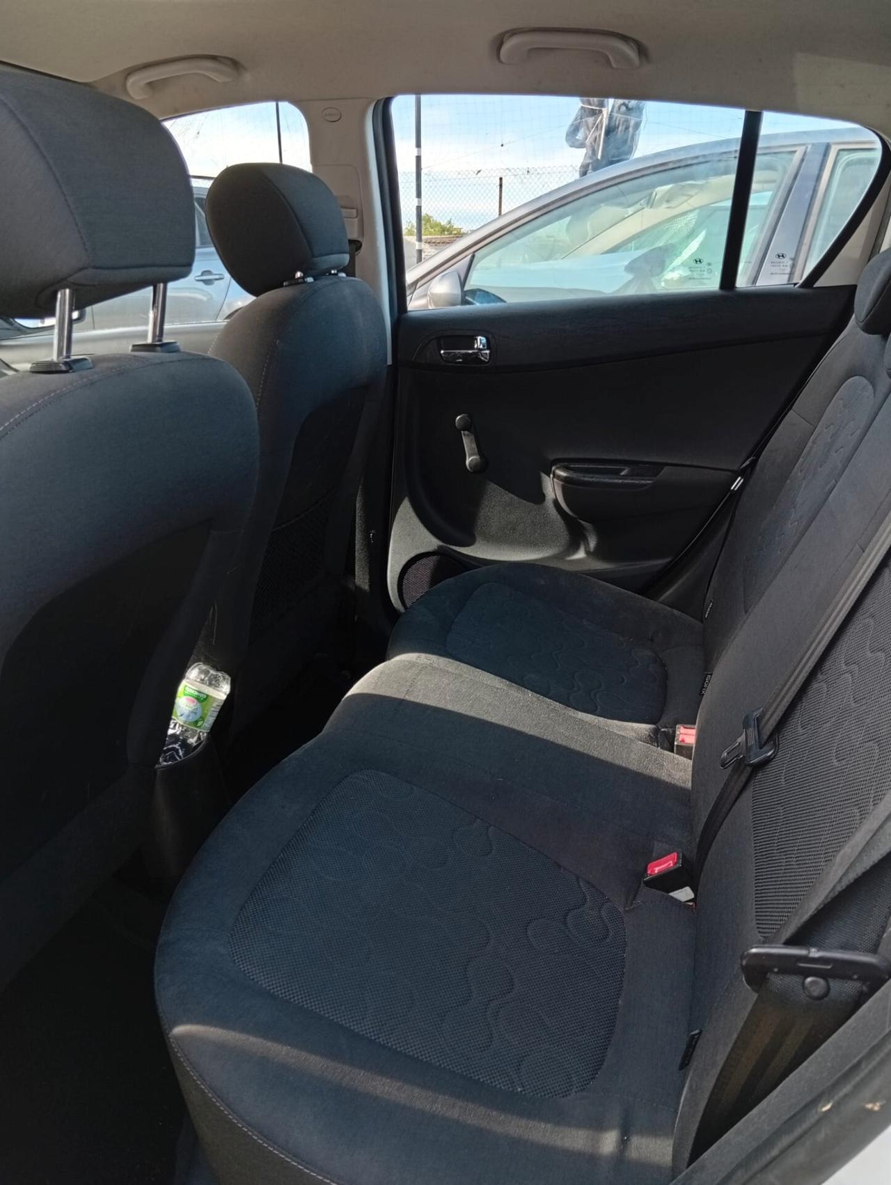 Hyundai i20 1.4 CRDi 5p. Sound Edition