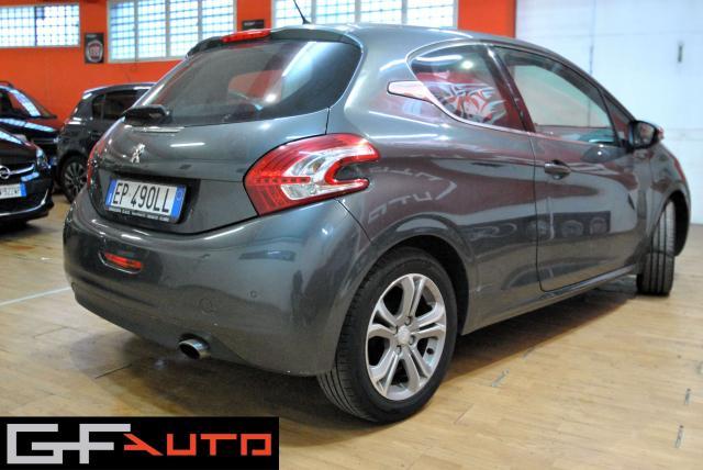 Peugeot 208 208 I 2012 3p 1.2 vti 12v Allure