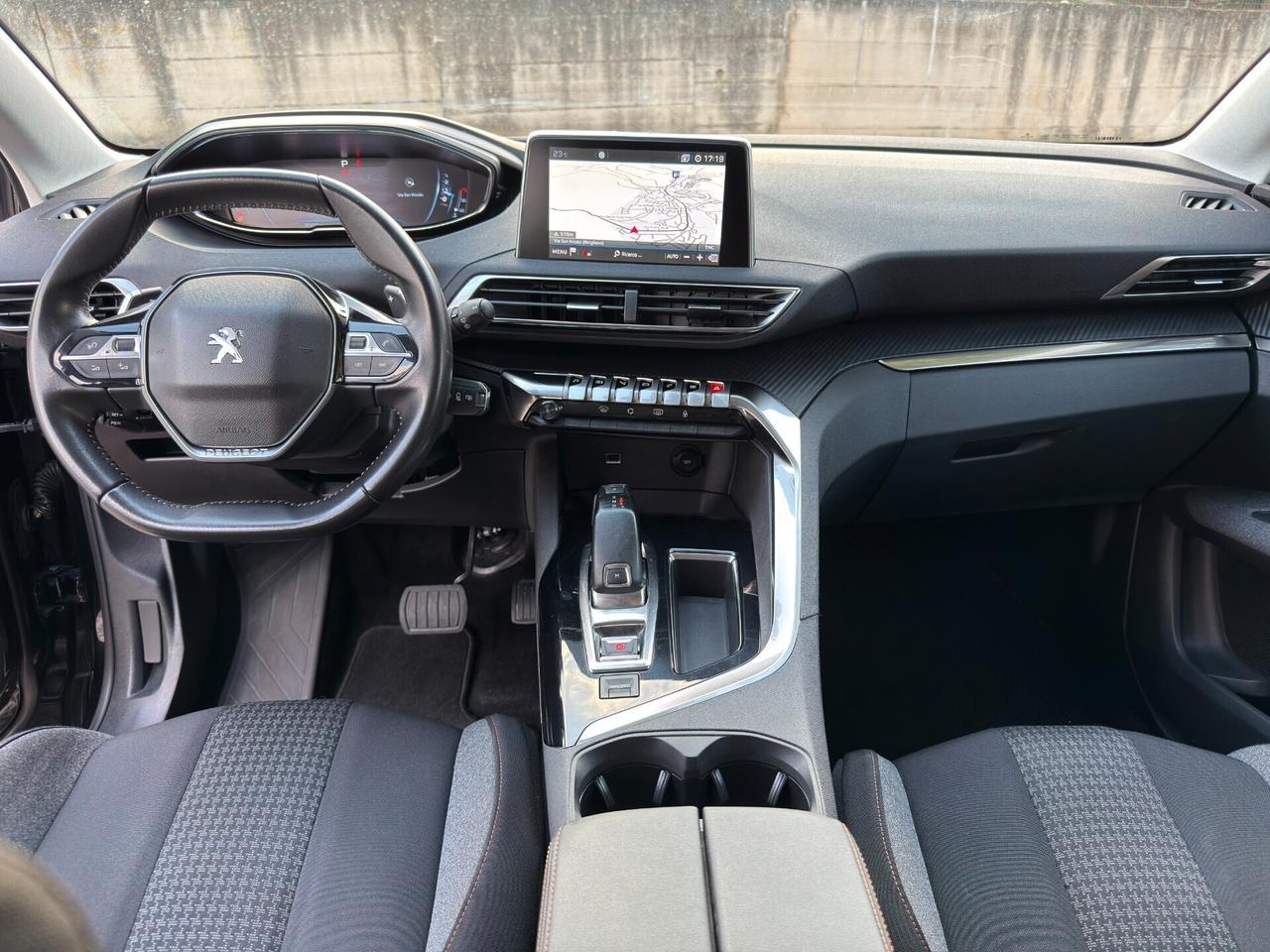 Peugeot 3008 BlueHDi 130cv S&S EAT8 2020