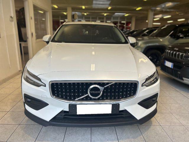 VOLVO V60 Cross Country D4 AWD Geartronic Business Plus