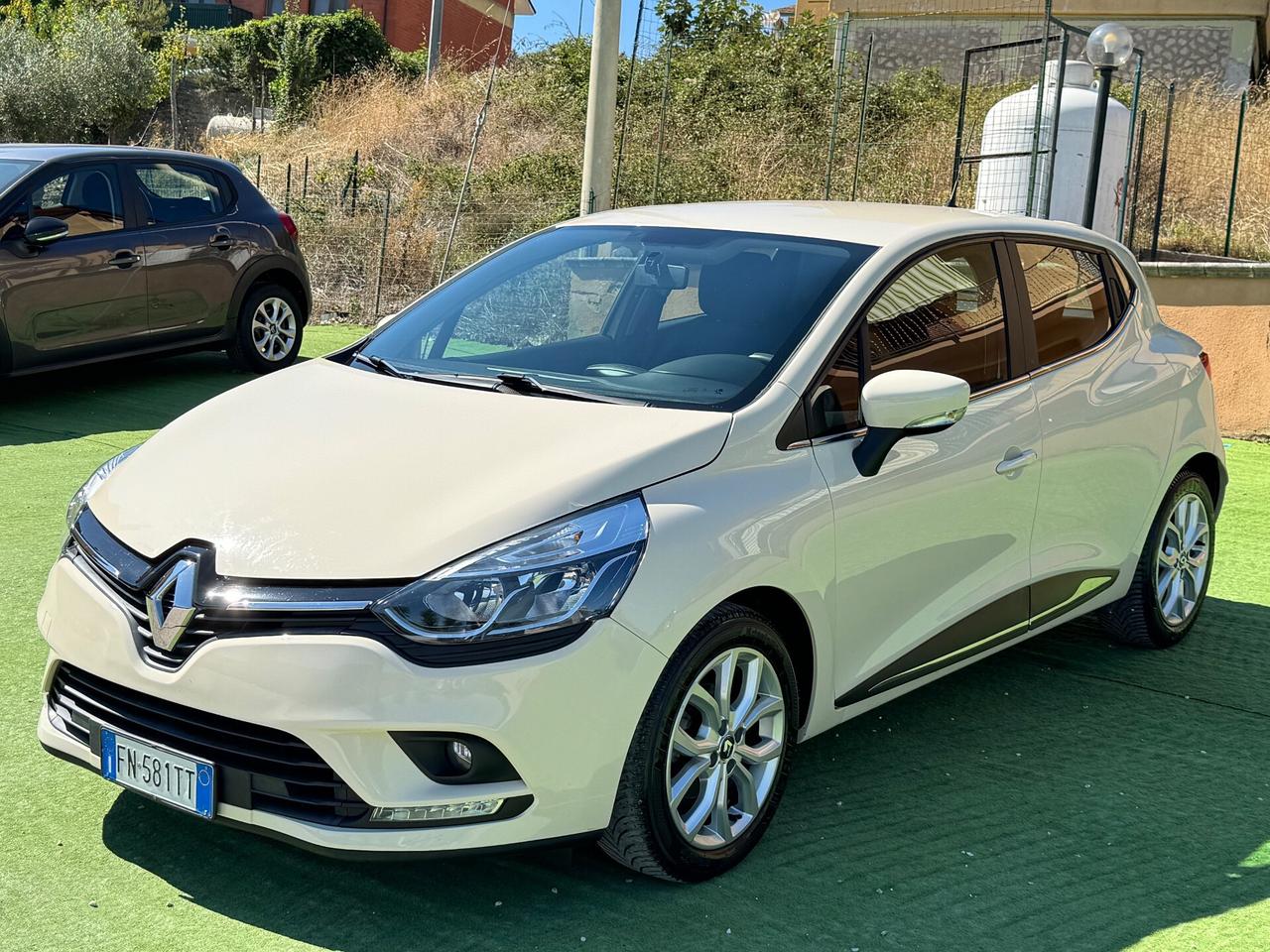 Renault Clio dCi 8V 75 CV 5 p energy intens