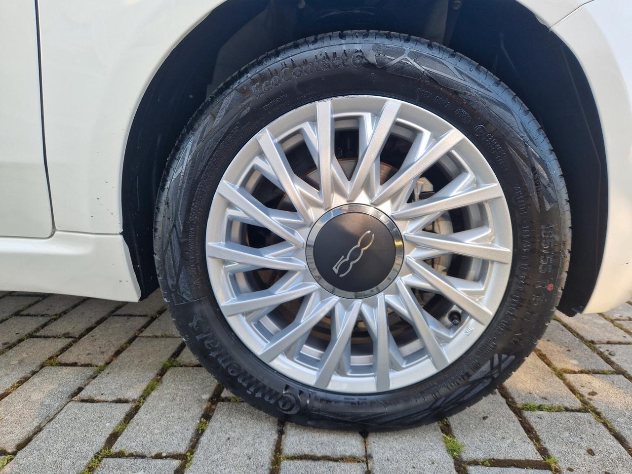 Fiat 500 1.0 Hybrid Dolcevita