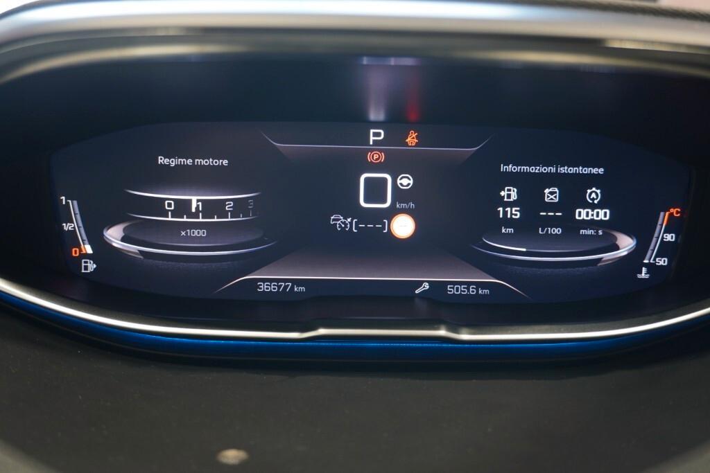 PEUGEOT 5008 1.5 BLUEHDI 131CV EAT8 SeS 7POSTI GT ( FARI LED - I-COCKPIT - ADAPTIVE CRUISE - NAVI - MIRROR - PDC - TELECAMERA POST. - CERCHI 18 )