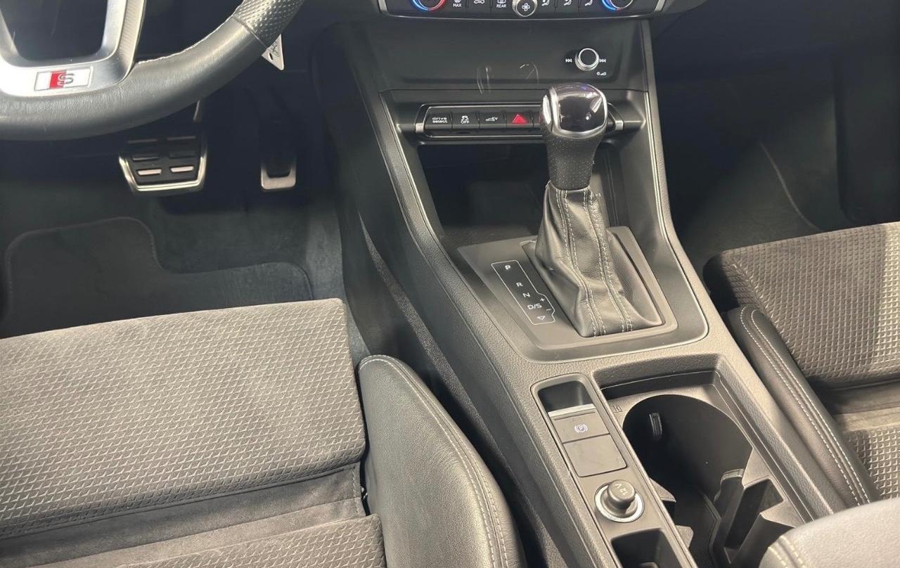 Audi Q3 45 TFSI S tronic S LINE interno esterno Cerchi Sonos