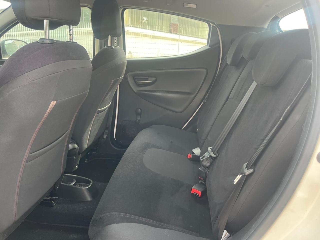 Lancia Ypsilon 1.2 Platinum 99000 km GARANZIA 12m