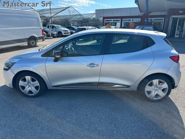RENAULT Clio Clio 5p 1.2 Costume National 75cv tg. EY513YZ