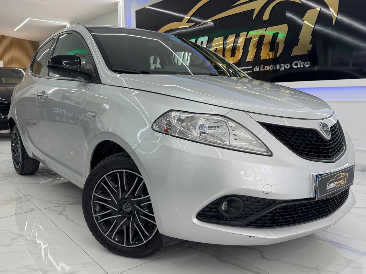 Lancia Ypsilon 1.3 MJT Platinum Full Opt