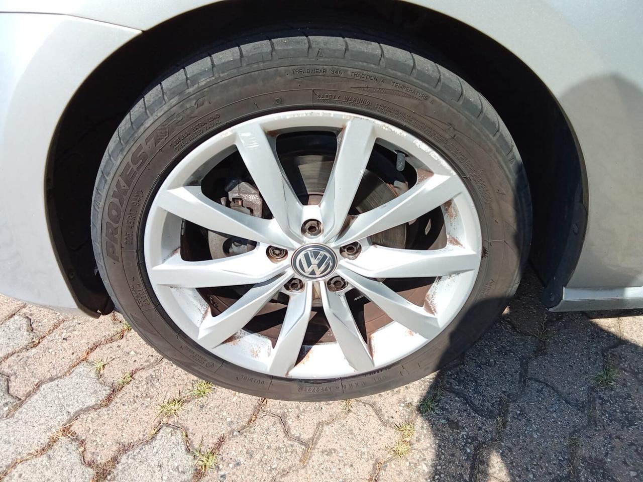 Volkswagen Golf 2.0 TDI DSG 5p. Highline BlueMotion Technology