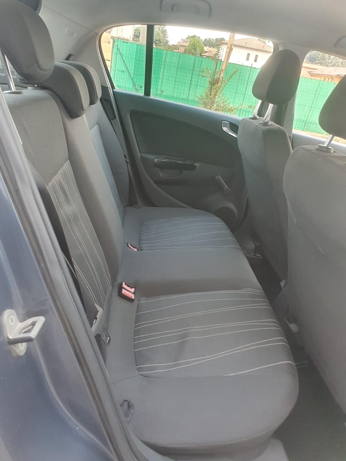 Opel Corsa 1.2
