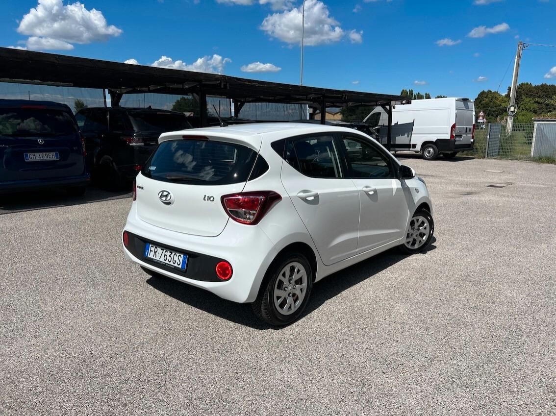 Hyundai i10 1.0 Comfort UNICO PROPRIETARIO - NEOPATENTATI