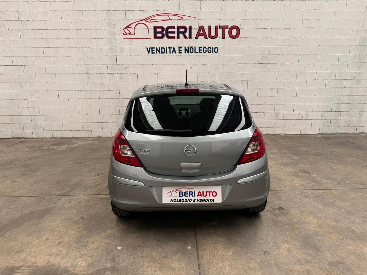 Opel Corsa 1.2 , 5 porte GPL valido 2031