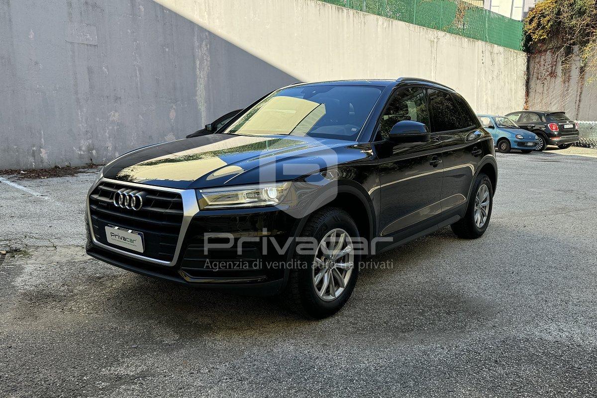 AUDI Q5 2.0 TDI quattro S tronic Business