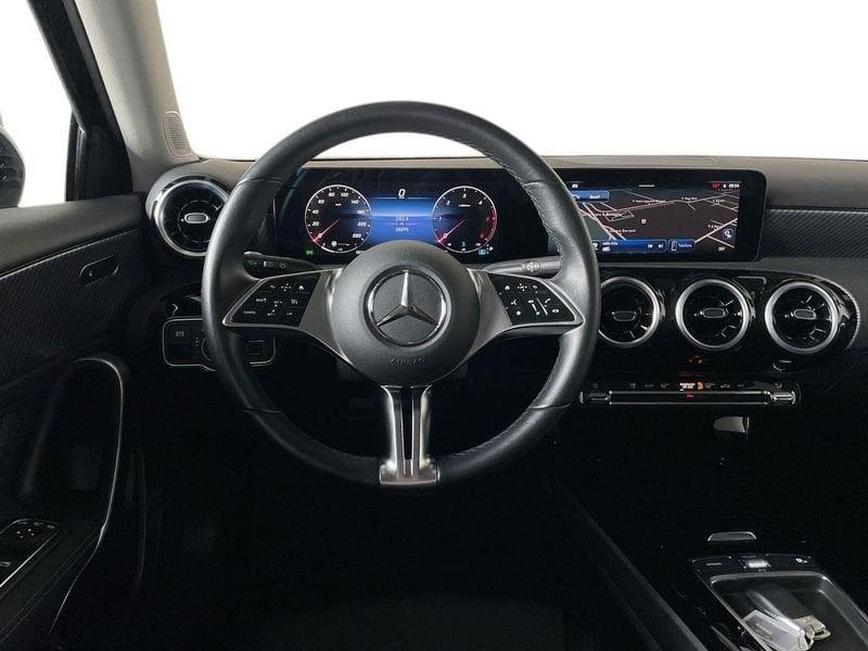 Mercedes-Benz Classe A A 180 d Automatic Progressive Advanced