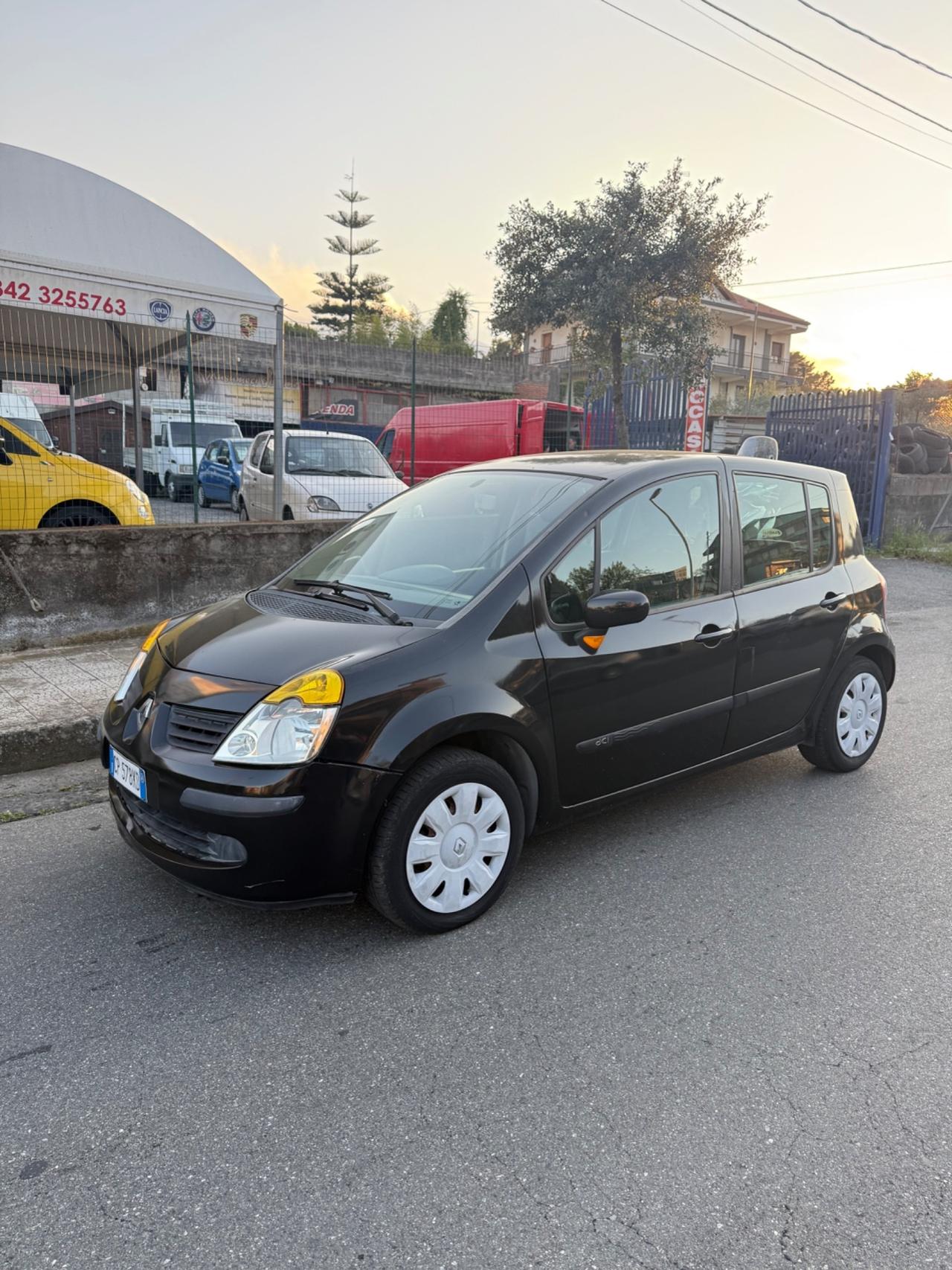 Renault Modus 1.5 dCi 82CV