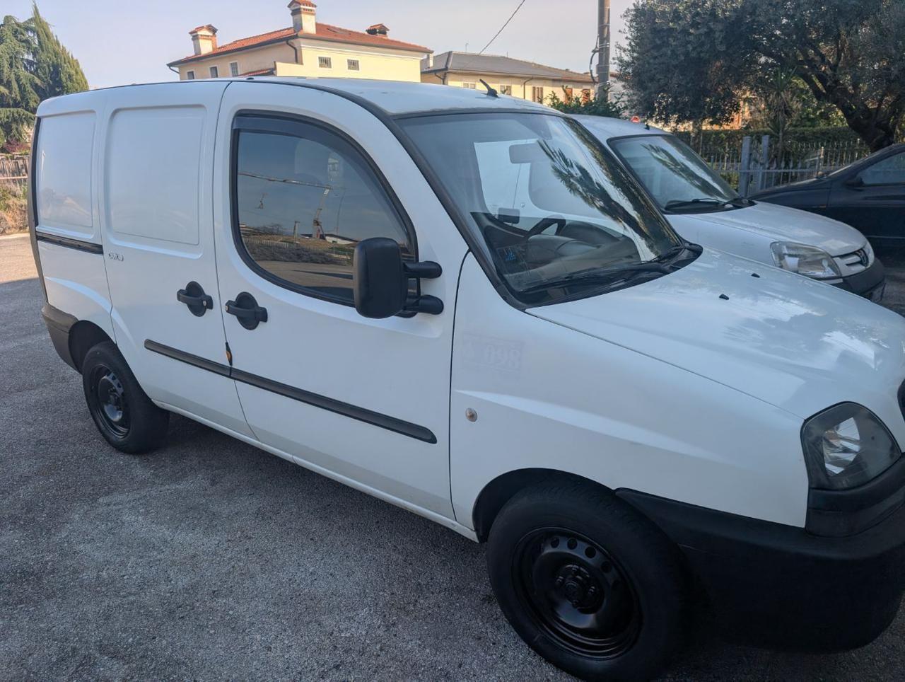 Fiat Doblo Doblò 1ª serie 1.9 JTD cat Cargo Lamierato SX