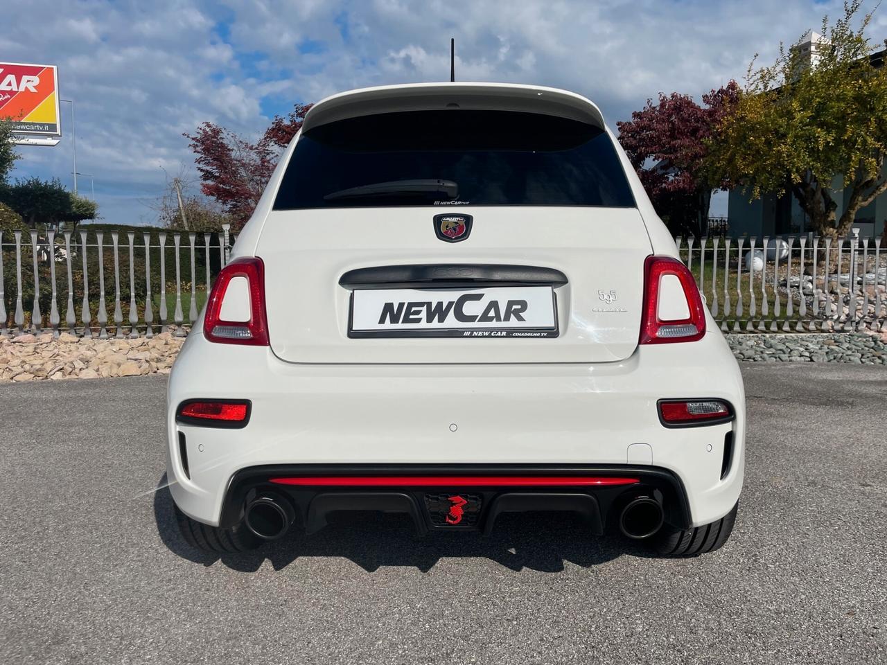 Abarth 595 1.4 Turbo T-Jet 180 CV Esseesse