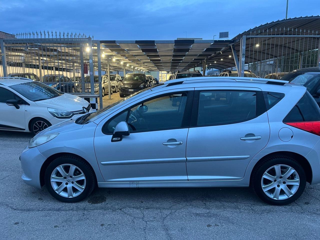 Peugeot 207 1.6 HDi 90CV SW Ciel Unipro 2009