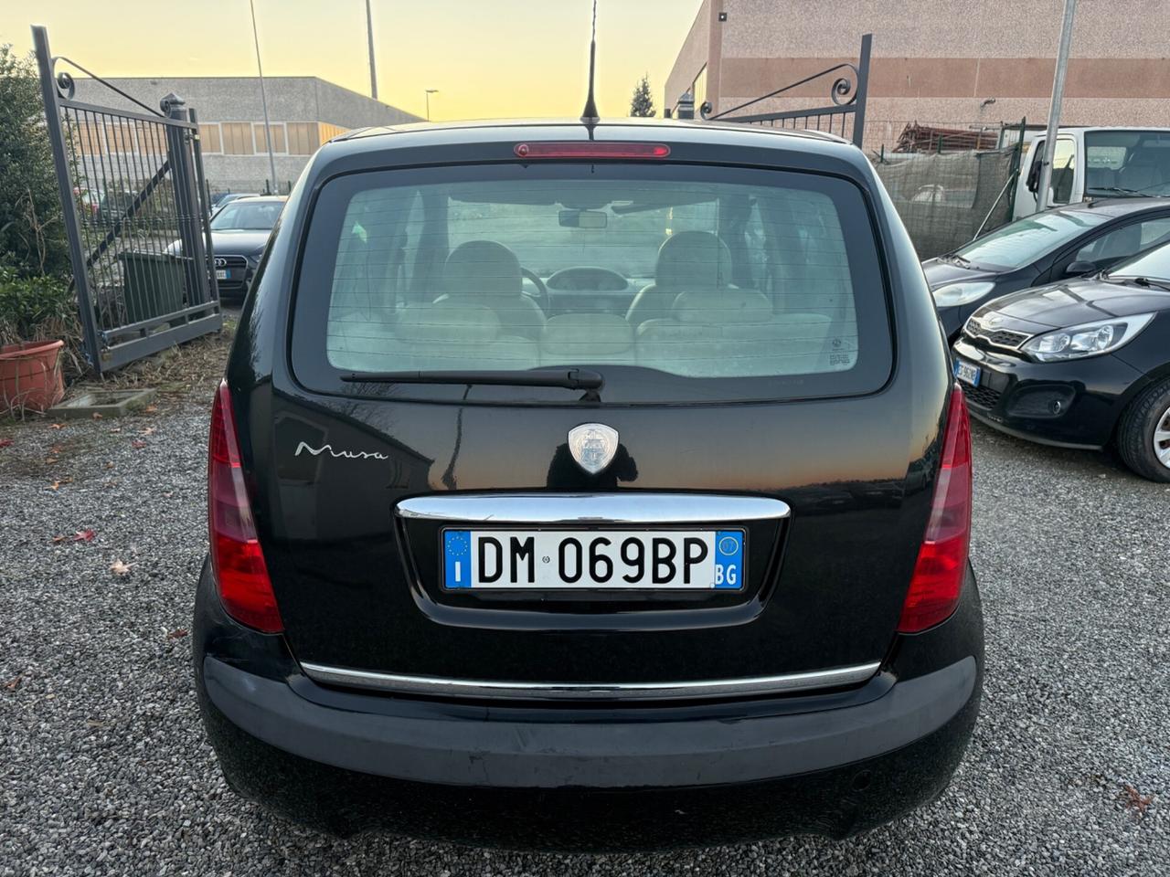 Lancia MUSA 1.4 16V Oro DFN