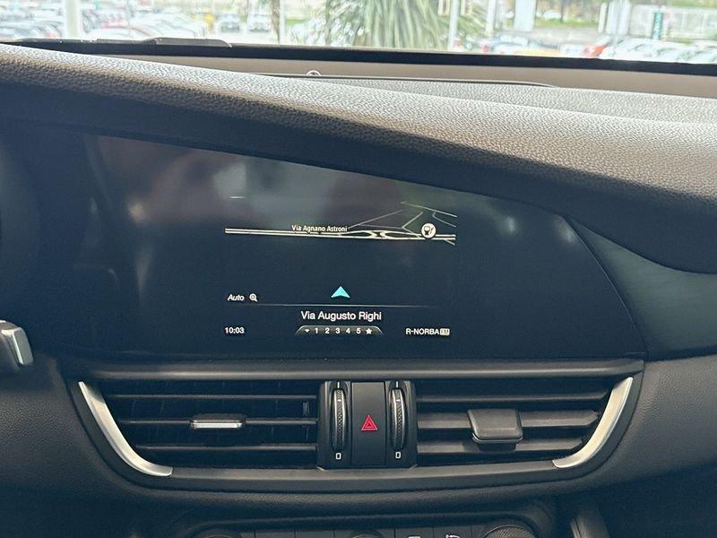 Alfa Romeo Giulia 2.2 Turbo AT8 150CV Super