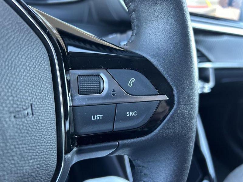 Peugeot 208 PureTech 100cv Allure 5p NAVI + CAMERA 360 GRADI