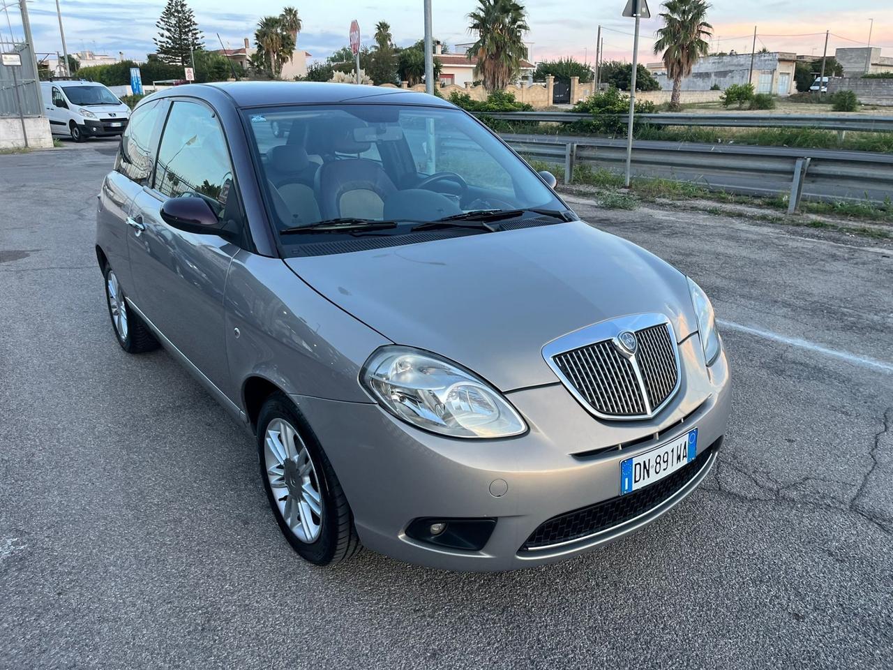 Lancia Ypsilon 1.3 MJT 90 CV Platino 2008