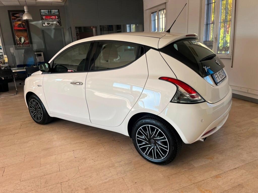 Lancia Ypsilon 1.2 69 Cv 5p Benzina