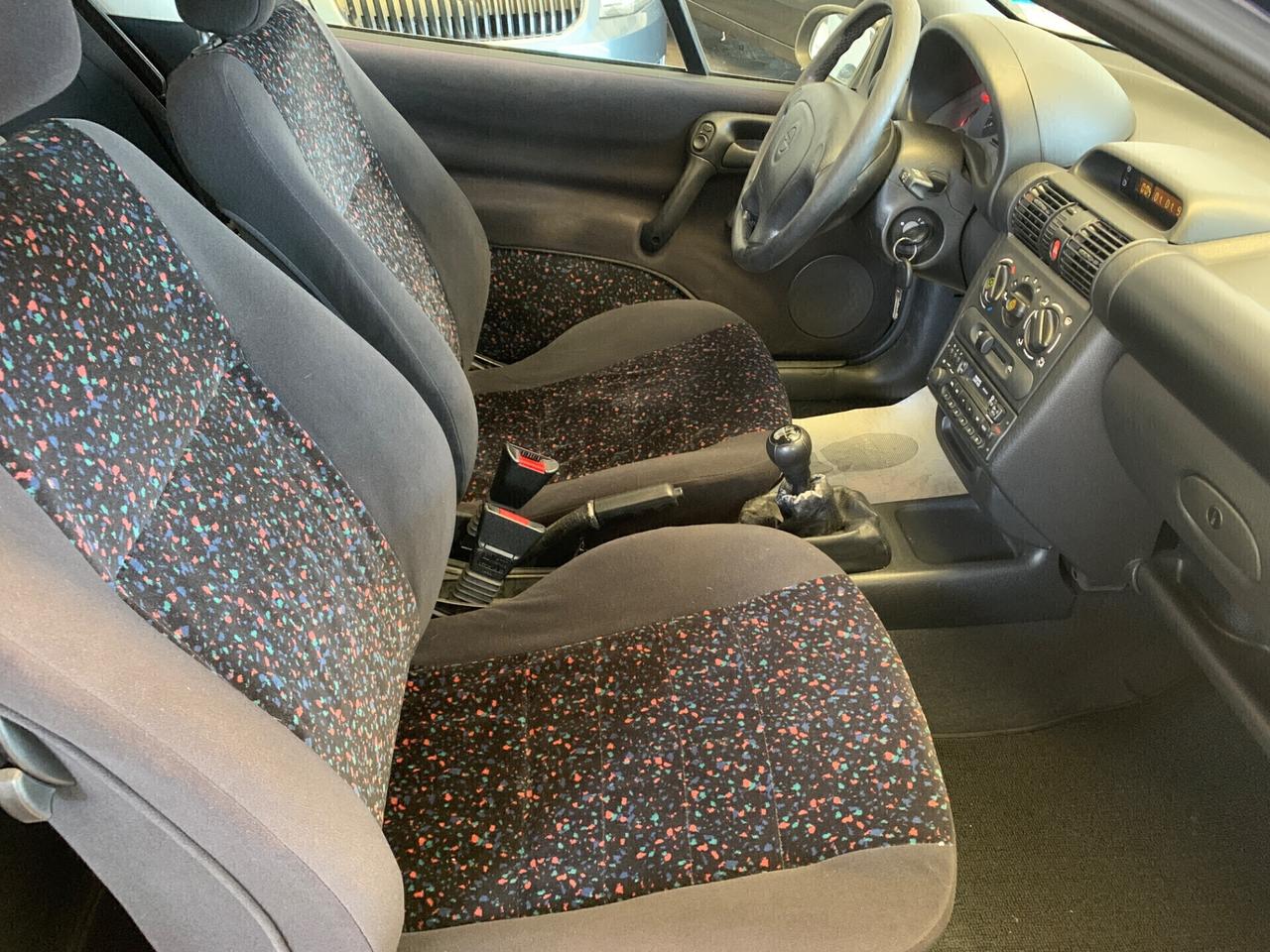 Opel Tigra 1.4i 16V cat