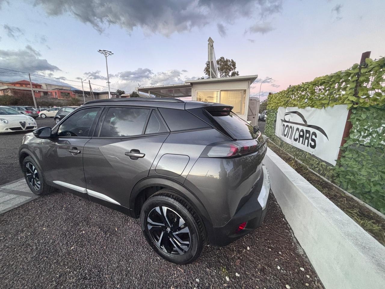 Peugeot 2008 BlueHDi 130 S&S EAT8 Allure