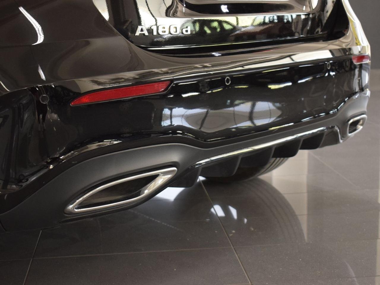Mercedes-Benz A 180 Classe A Premium AMG #6298