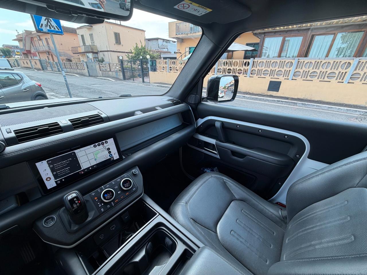 Land Rover Defender 90 HSE 250 CV