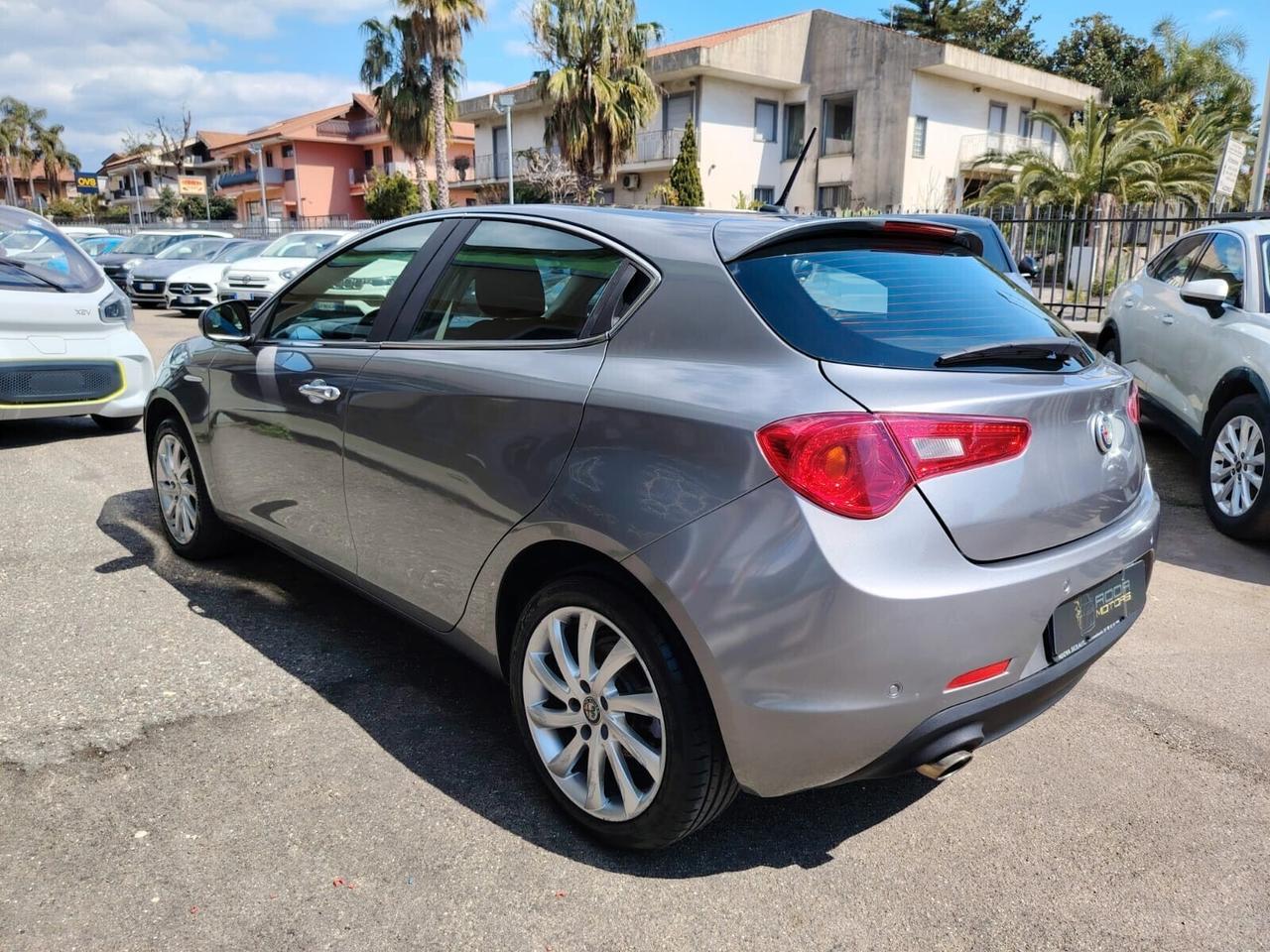 Alfa Romeo Giulietta 1.6 JTDm TCT 120 CV