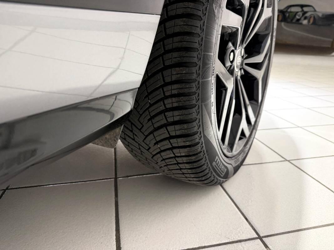 Land Rover Range Rover Evoque 2.0d i4 mhev R-Dynamic HSE awd 180cv auto