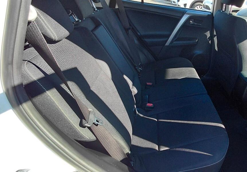 Toyota RAV 4 RAV4 2.0 D-4D 2WD Style