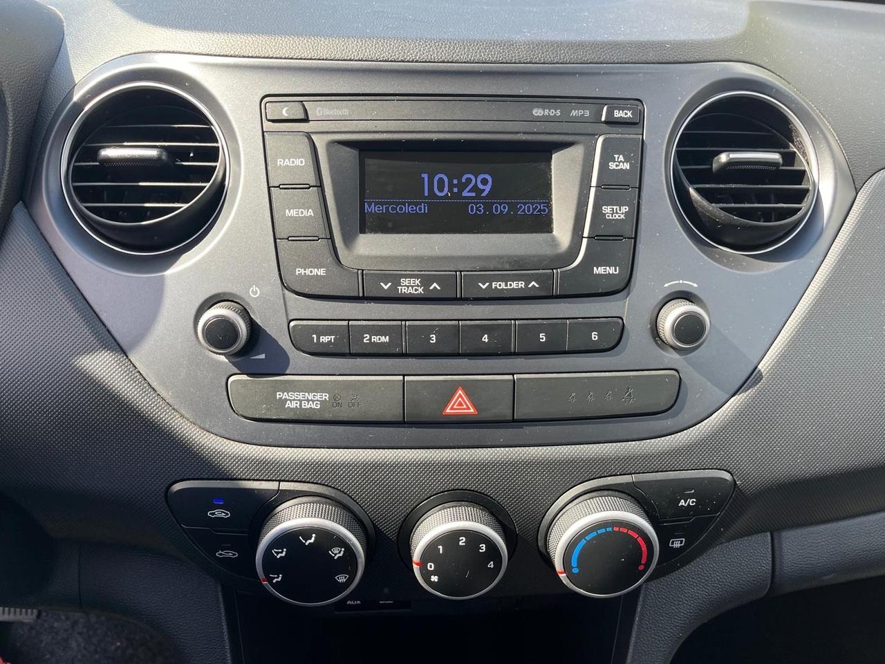 Hyundai i10-1.0 benzina - full-2018