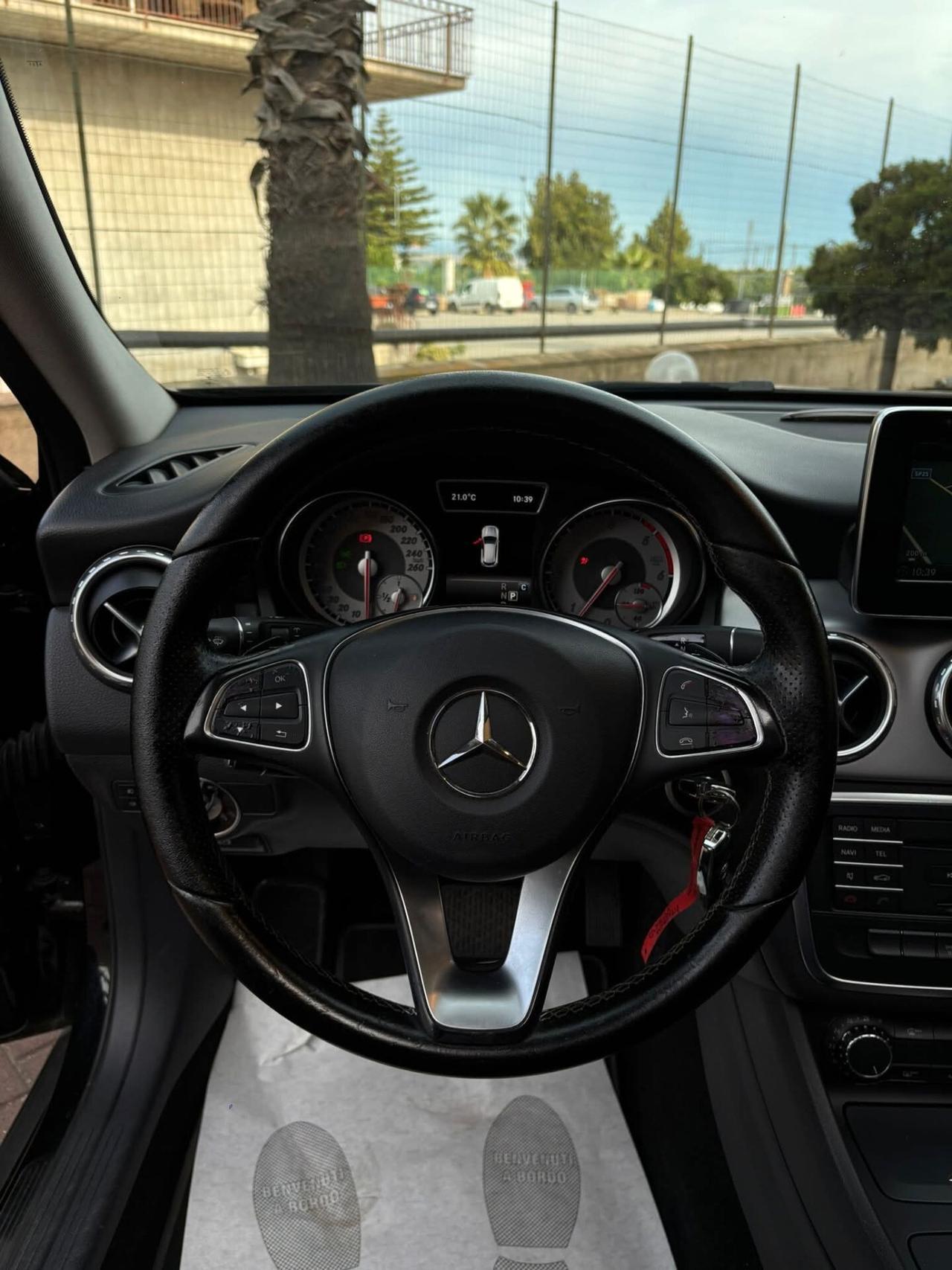 Mercedes-benz GLA 200 d Automatic Sport