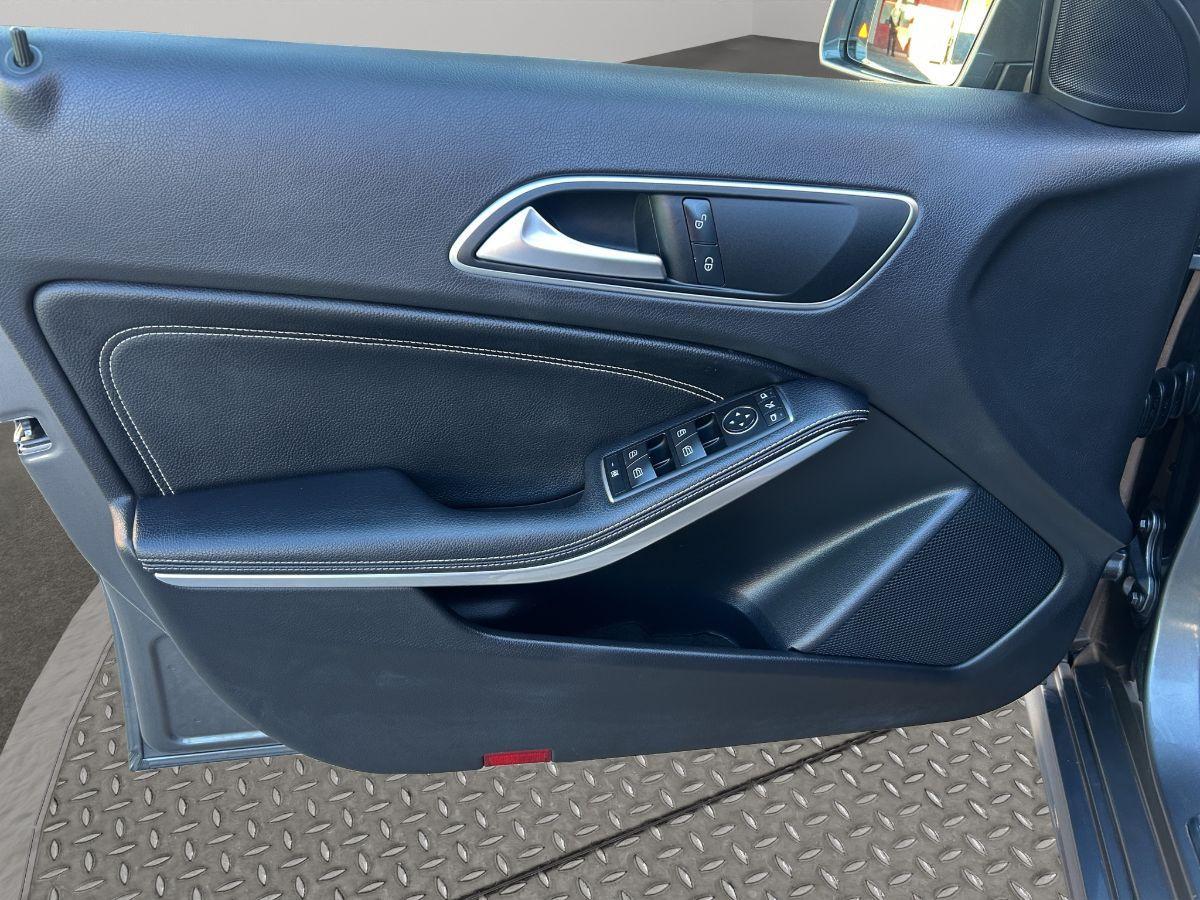 MERCEDES - Classe A - A 180 d 109CV Premium