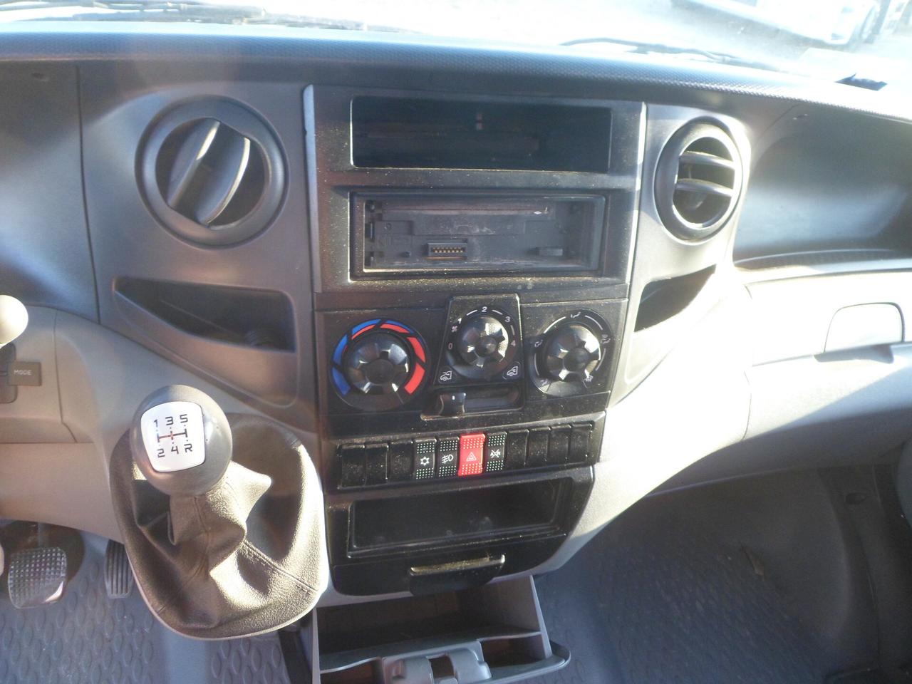 Iveco Daily 35s12 furgone medio alto