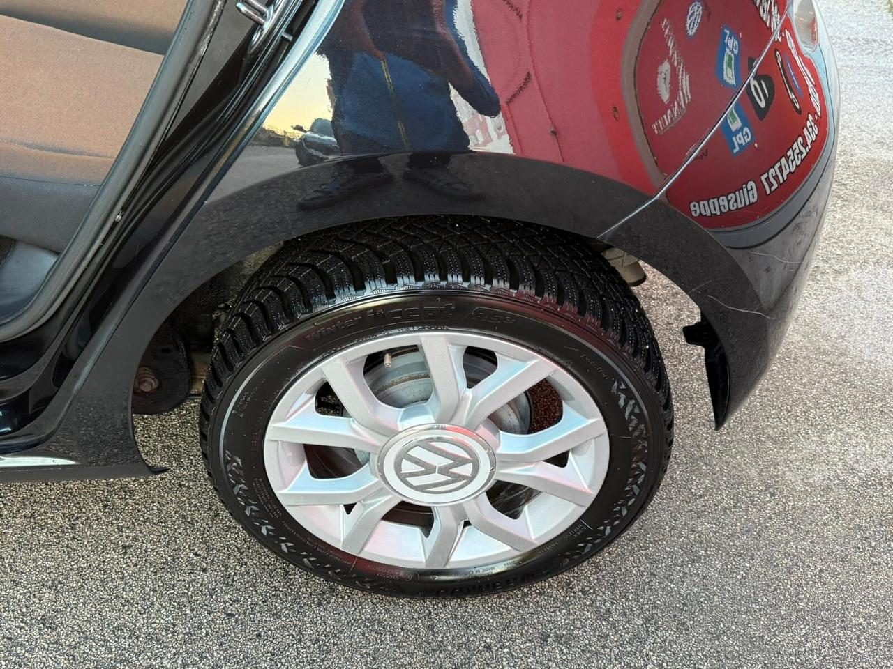 Volkswagen up! 1.0 60cv 5p. move - 2013