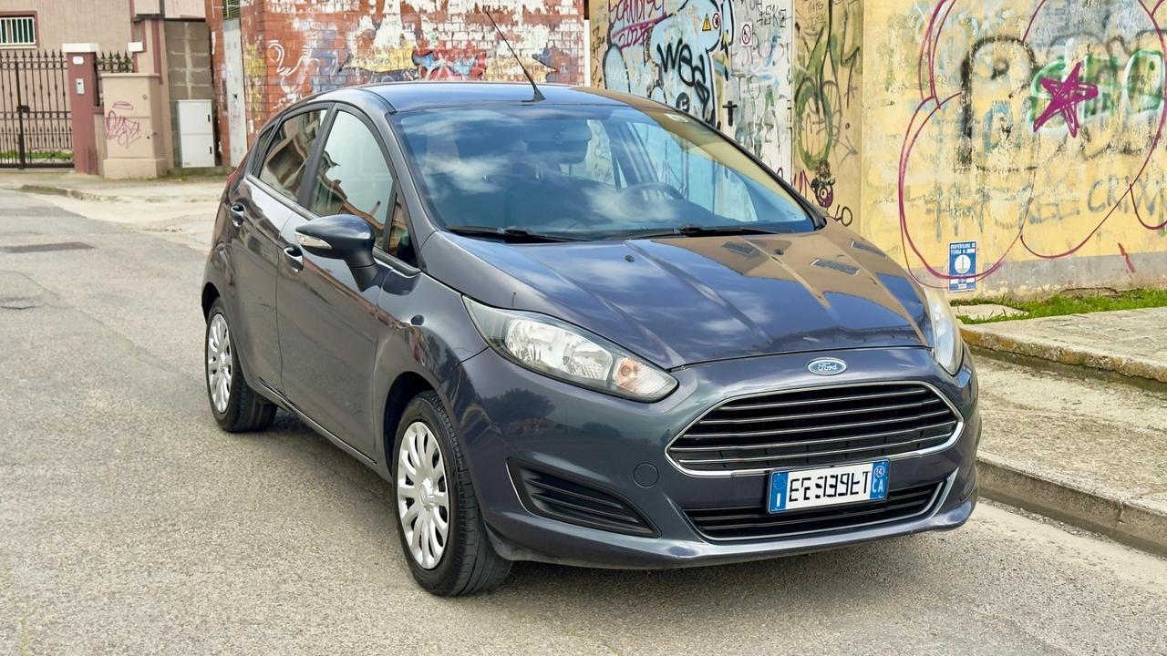 Ford Fiesta 1.2 60CV 5 porte Titanium