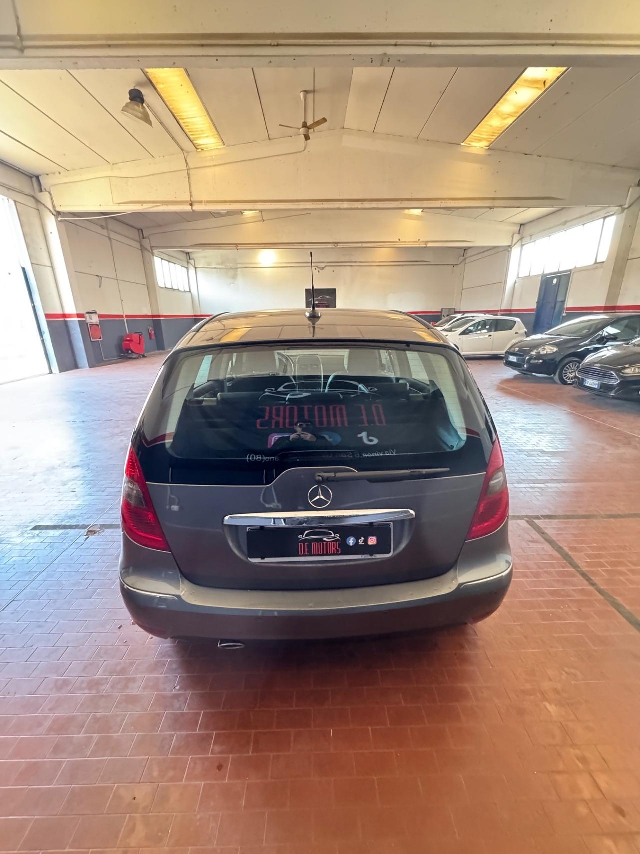 Mercedes-benz A 160 BlueEFFICIENCY Executive