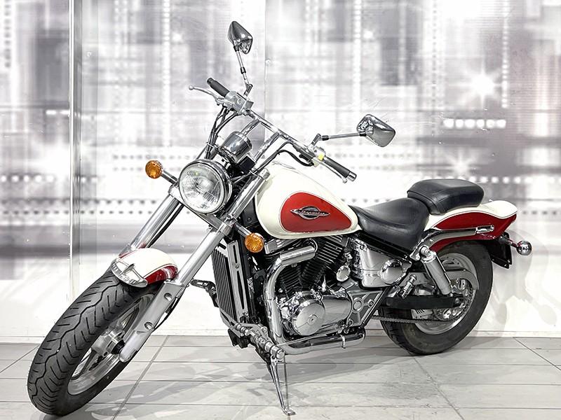 Suzuki VZ 800 Marauder