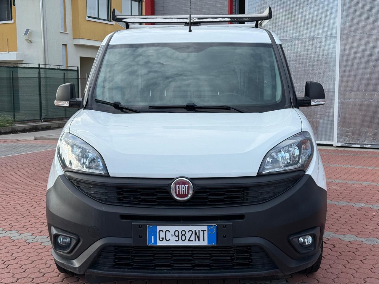 FIAT DOBLO CARGO CH1 BUSINESS 1.4 NAT. POWER 120CV E6D