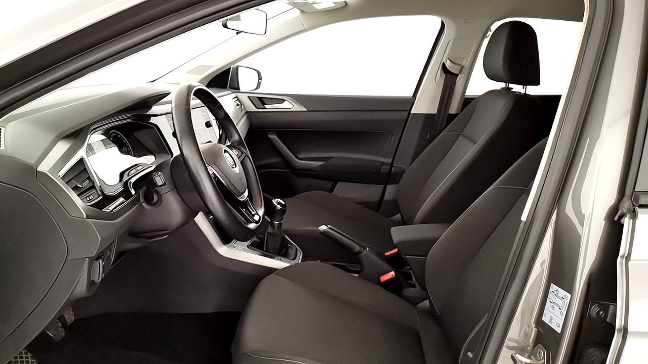 VOLKSWAGEN Polo VI 2017 - Polo 5p 1.0 tgi Trendline 90cv my19