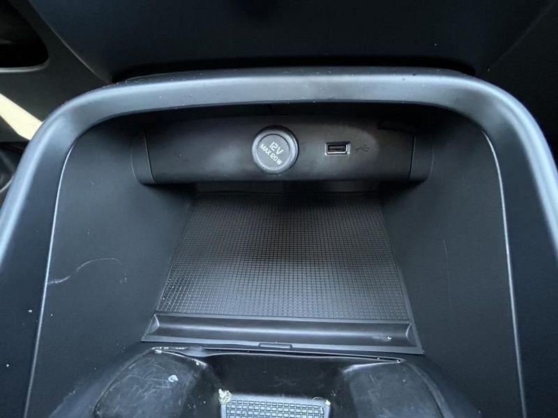 Volvo XC40 T2 Momentum Core 1 PROPRIETARIO - GANCIO TRAINO